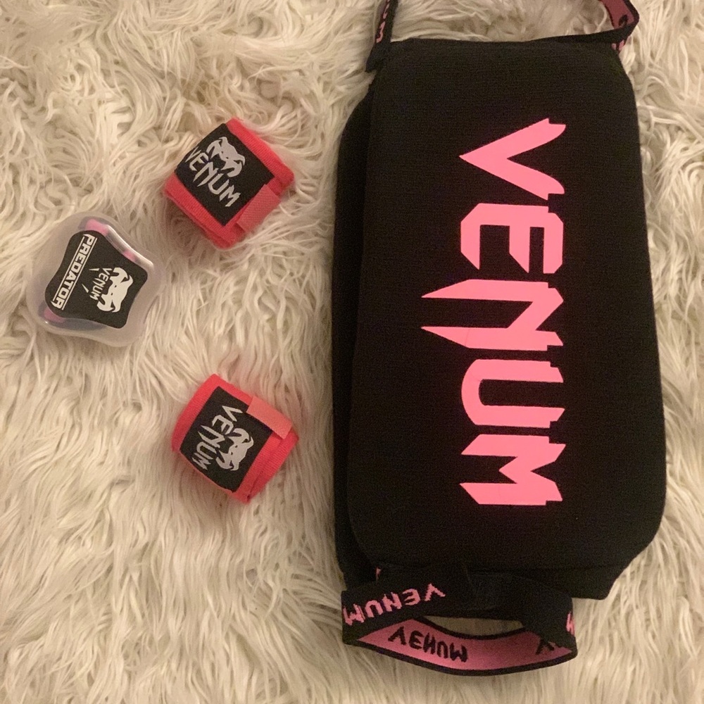 VENUM SET Muay Thai Kickboxing Starter Set